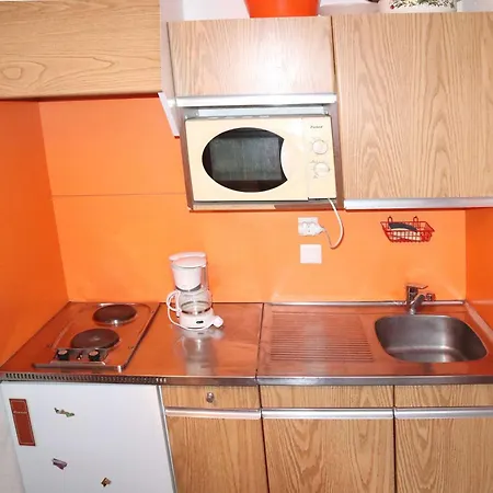 Apartment Calme, Balcon, A 100m Des Pistes Et Commerces - Ideal Pour 4 Personnes - Fr-1-322-579